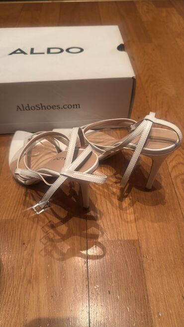 Aldo, Ölçü: 39, rəng - Ağ, Yeni