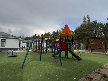 Продажа домов: Коттедж, 280 м², 8 комнат, Собственник — 14