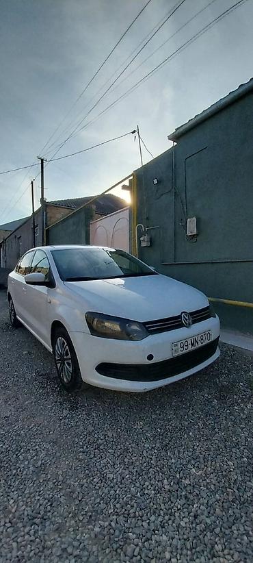 masin zapi: Volkswagen Polo: 1.6 l | 2012 il Sedan — 4