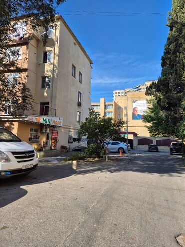 Uzunmüddətli kirayə mənzillər: Təcili! 7 mkr, Era məktəbin yanındaki evin 1ci mərtəbəsindəki 2 — 9