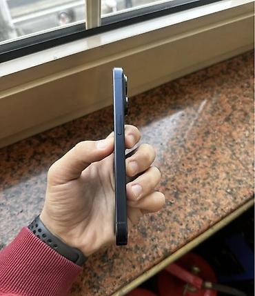 калисо на спринтер: IPhone 15 Pro, Б/у, 256 ГБ, 81 % — 2