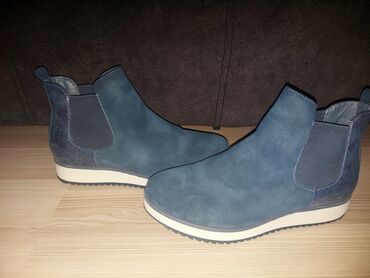 teget gležnjače: Ankle boots, 39 at lalafo.rs teget gležnjače: Ankle boots, 39