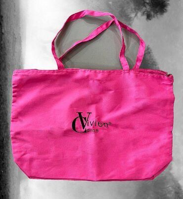 женская стильная сумка: Сумка-шоппер-это экосумка простой прямоугольной формы с ручками