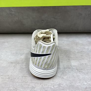 спортивный комплект: Nike Lunar Gato II IC — футзальные кроссовки для зала. - Верх — 2