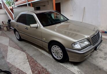 Mercedes-Benz: Mercedes-Benz C 200: 2 l | 1999 il Sedan — 12