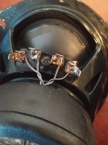 Dinamiklər və kolonkalar: Salam Avtomobil üçün oval dinamik 1 ədədir başı çxıb dinamikdən — 6