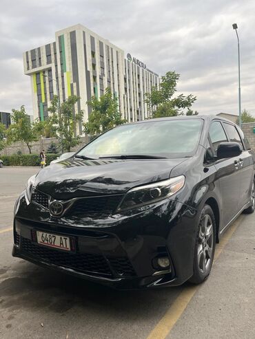 Toyota: Toyota Sienna: 2017 г., 3.5 л, Автомат, Бензин, Минивэн