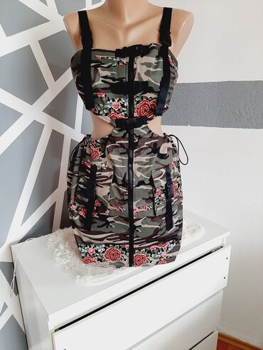 svecane haljine 2023: L (EU 40), bоја - Šareno, Drugi stil, Na bretele