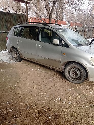 avens: Toyota Avensis Verso: 2002 г., Механика, Дизель, Минивэн — 1