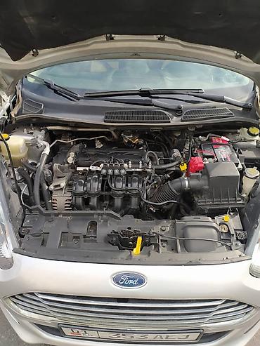 корса: Ford Fiesta: 2016 г., 1.6 л, Автомат, Газ, Седан — 10
