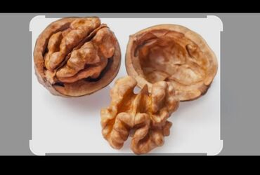 Сухофрукты, орехи, снеки: Чищенный грецкий орех