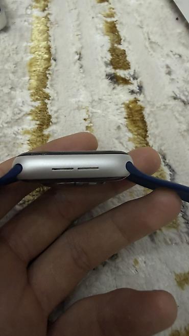 samsung a41: Apple Watch 5-го поколения
Акб-93 %
Память:32гб
Состояние отличное — 4