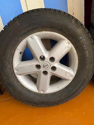стук клин: Продаётся шина с диском бу. Размер 225/70R16. Бренд Kapsen — 1