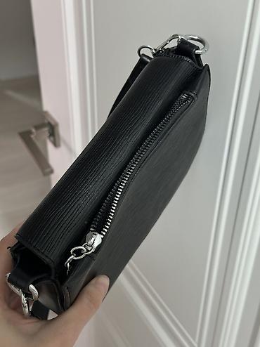 Классические сумки: Сумочка в стиле Céline Стильная чёрная сумочка с красивой формой и — 4