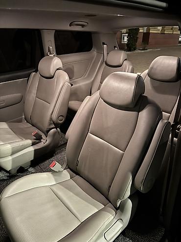 Kia: Kia Carnival: 2018 г., 2.2 л, Автомат, Дизель, Минивэн — 5