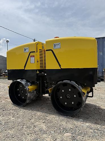 Катки: 🚜 Продается новый грунтовый виброкаток (траншейный каток) FYL-R1600T — 1