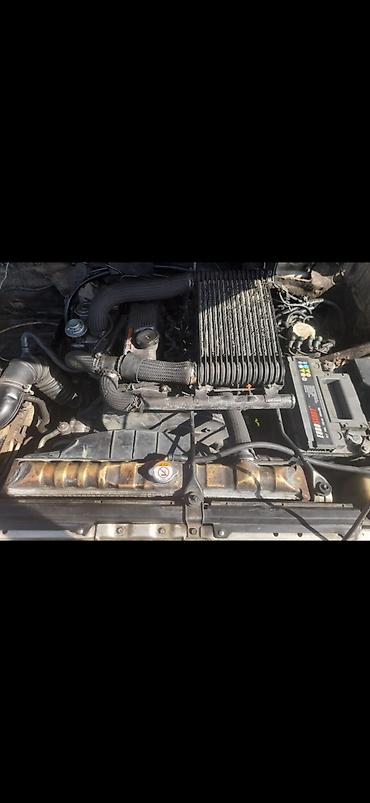 16 tekerler: Mitsubishi Pajero: 2.5 l | 1993 il 25 km Ofrouder/SUV — 5