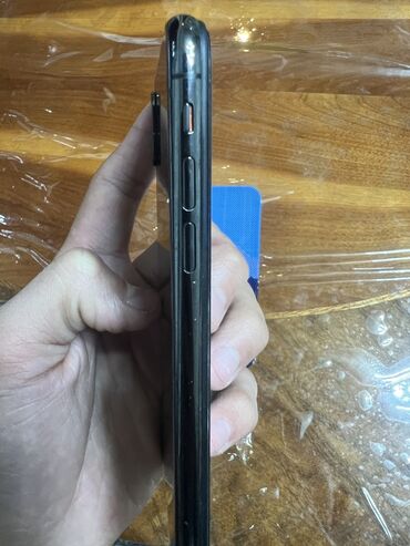 Apple iPhone: IPhone X, 64 ГБ, Чехол, 100 % — 7