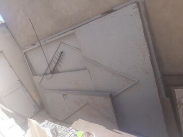 otaq qaplar: Çərçivəsiz ama qalın metaldan gec paslanan