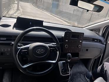 20 лет: Hyundai Staria: 2021 г., 2.2 л, Автомат, Дизель, Фургон — 8