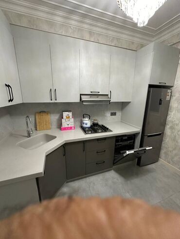 Uzunmüddətli kirayə mənzillər: Xətai rayonu Kazimaqa Kərimov küçəsində yerləşən 14 mərtəbəli yeni — 2