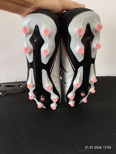 Бутсы: Размер 41.5 - 42. Новые!!! Привезены из Европы!!! Футбольные бутсы — 8