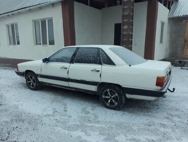 Audi: Audi 100: 1987 г., 1.8 л, Механика, Бензин, Седан