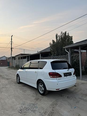 топливной бак: Toyota Ipsum: 2003 г., 2.4 л, Автомат, Бензин, Минивэн — 7