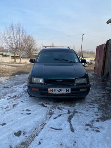 внедорожник мини: Mitsubishi Space Wagon: 1996 г., 2 л, Механика, Бензин, Минивэн