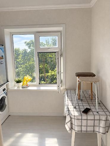 107: 1 комната, 35 м², 8 мкр Индивидуалка, 5 этаж — 4
