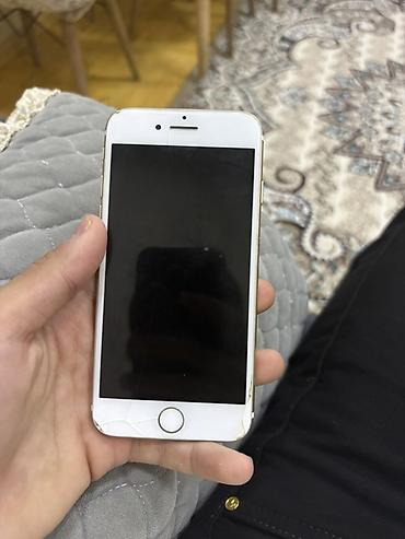 honor x5 es: IPhone 7, Qızılı, Qırıq — 4