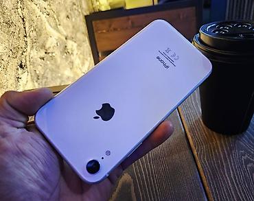 Apple iPhone: IPhone Xr, Б/у, 256 ГБ, Белый, Чехол, 100 % — 14
