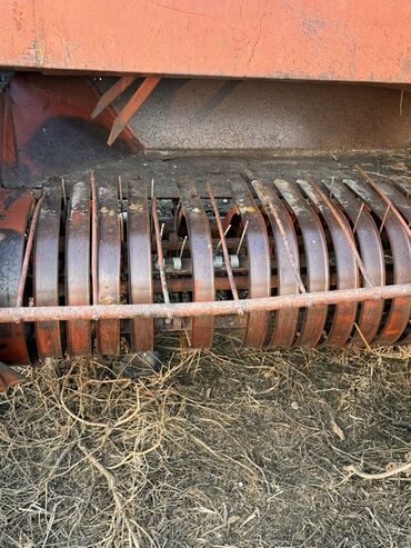 Другие комбайны: Ешка комбайн Состояние отличное мотор капремонттон кийин 20 га беде — 22