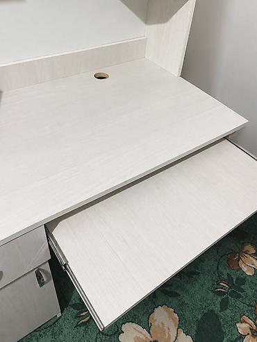 игровые компьютерные столы бишкек: Компьютерный стол, Б/у, С полками — 5