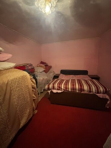 Həyət evləri və villaların satışı: 1 mərtəbəli həyət evi - Tikili: birmərtəbəli, eyvanlı. Girişdə geniş — 7