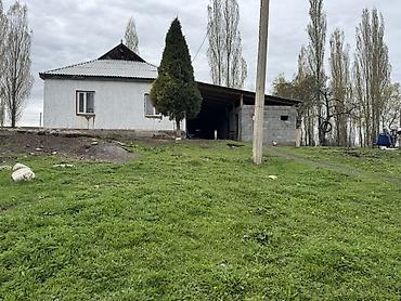 Продажа коттеджей и домов: Продаётся уютный дом площадью 100 м² с просторным участком 28 соток — — 1