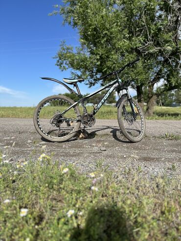 велосипед 27: Продаю велик, состояние хорошее никаких дефектов