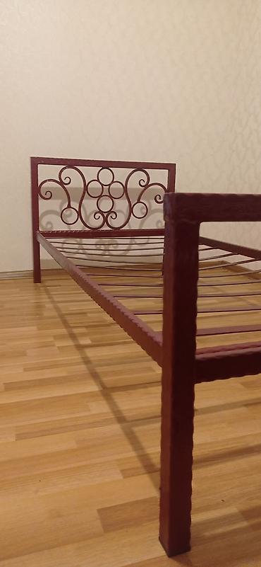 Çarpayılar: Dəmir çarpayı çərçivəsi - Material: möhkəm metal karkas - Rəng: tünd — 8