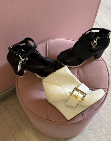 Salonke: Salonke, 37 — 5