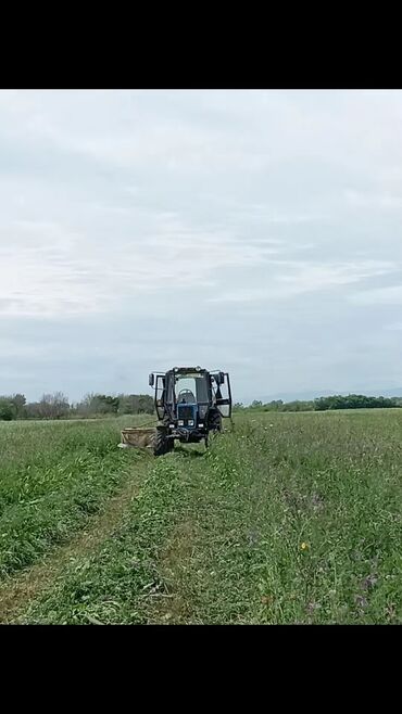 Traktorlar: Traktor Belarus (MTZ) mtz, 2015 il, 82 at gücü, motor 0.6 l, İşlənmiş