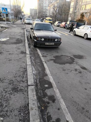 BMW: BMW 5 series: 1995 г., 2 л, Механика, Бензин, Седан — 2