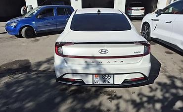 Продажа авто: Hyundai Sonata: 2020 г., Гибрид, Седан — 4