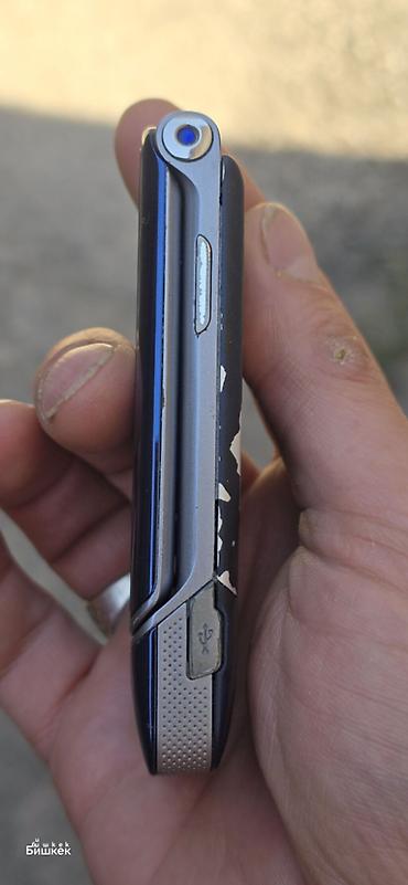 red square keyrox: Motorola Шарм, Б/у, < 2 ГБ, цвет - Синий, 1 SIM — 5