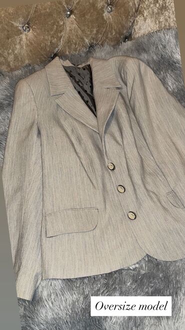 Köynək və bluzalar: Geyimler her biri yeni kimidir olculeri ferqlidir qeyd olunub her — 11