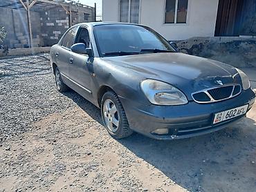 капот hyundai: Daewoo Nubira: 1999 г., 1.5 л, Механика, Седан — 2