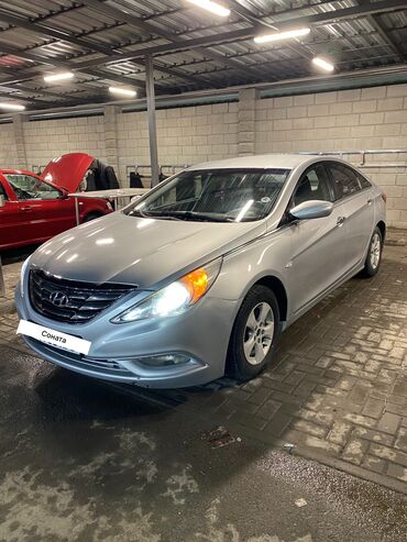 прадаю саната: Hyundai Sonata: 2011 г., 2 л, Типтроник, Газ, Седан