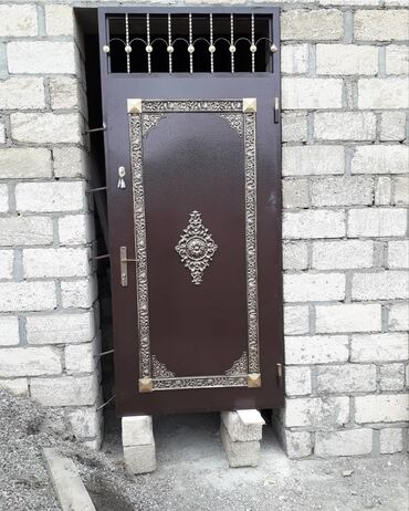 Giriş qapıları: Məhsul: Dəmir giriş qapıları (bir neçə model) - Material: qalın metal — 2