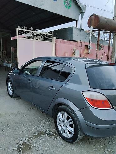 opel astra 1.4 benzin: Salam Alekum masnin heç bir problemi yoxdu otur sur maşındı bez detal — 9