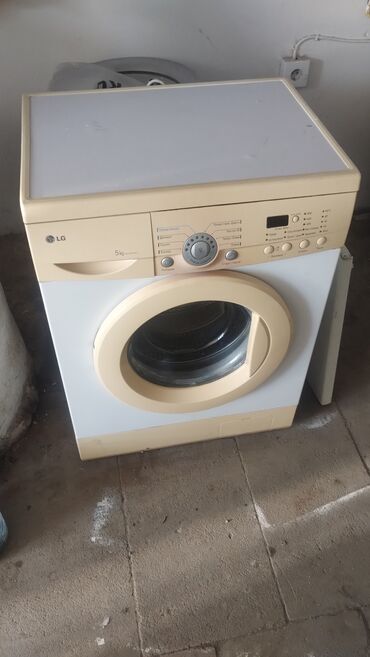 Paltaryuyan maşınlar: Paltaryuyan maşın LG, 5 kq, Avtomat, Qurutmasız, Kredit yoxdur