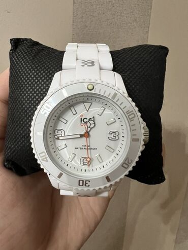 Наручные часы: Ağ rəngli ICE-WATCH qol saatı Gündəlik istifadə üçün sport qol saatı